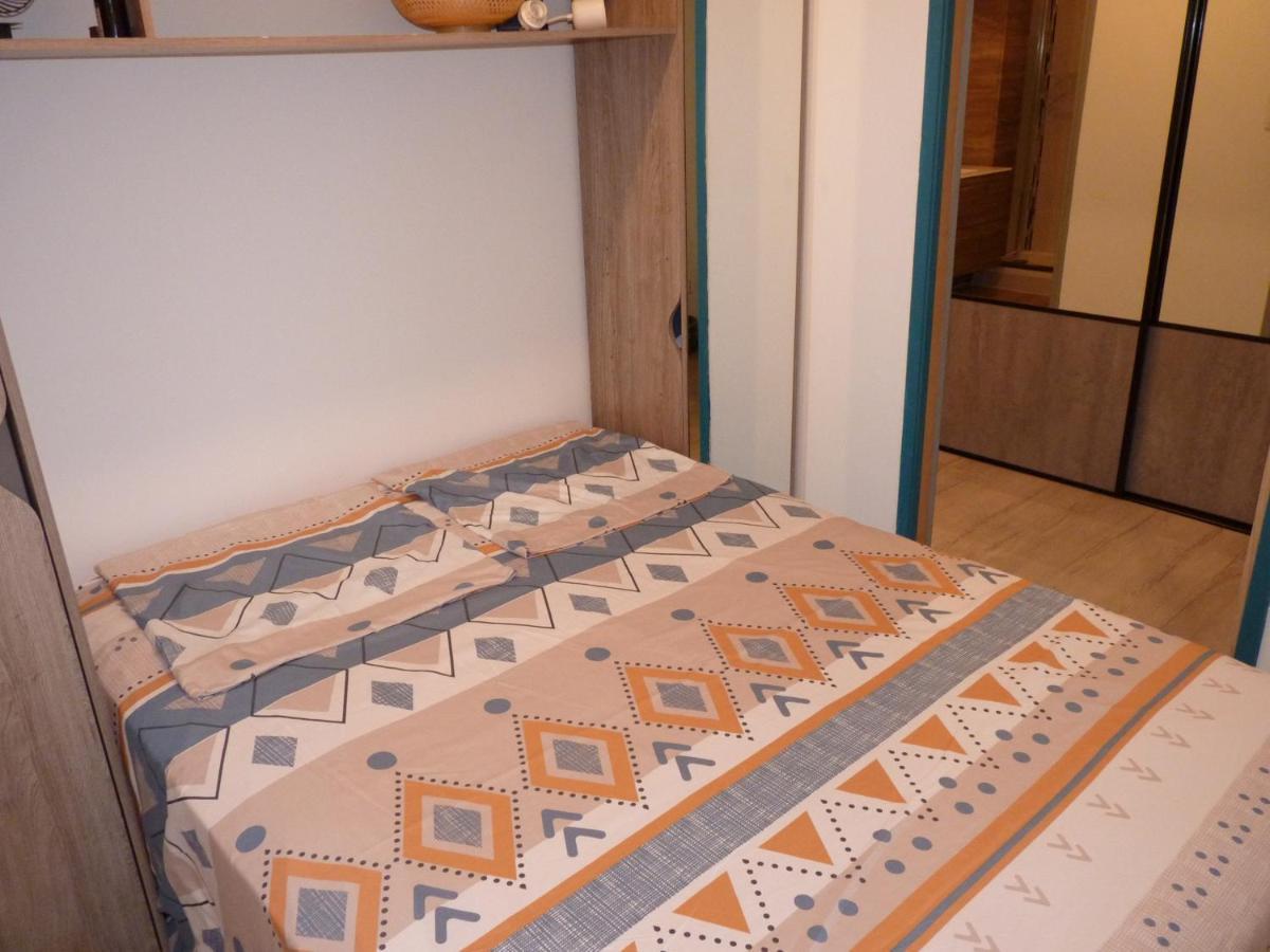 Appartement moderne centre-ville rive droite Le Grau-du-Roi Extérieur photo