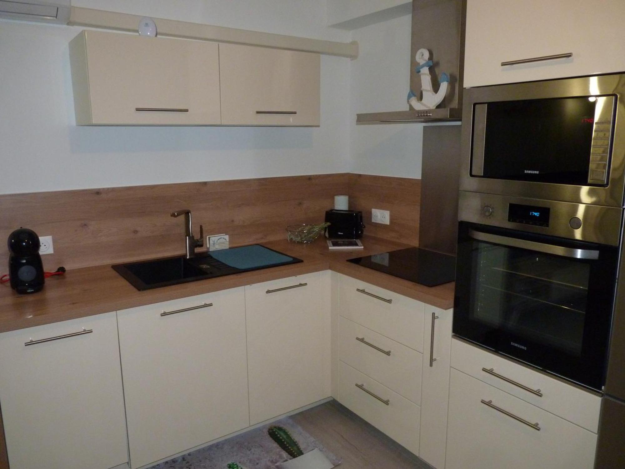 Appartement moderne centre-ville rive droite Le Grau-du-Roi Extérieur photo